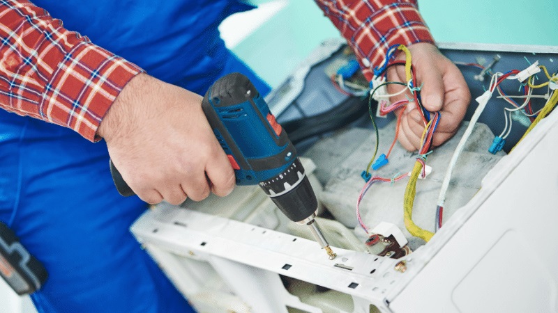 Zeytinburnu Viessmann Viessmann çamaşır makinesi kart tamiri – Su almama arızası orijinal parça ile giderildi. - Teknik servis örneği